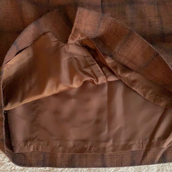 Outback Red Mini Skirts - Picture 6 of 8